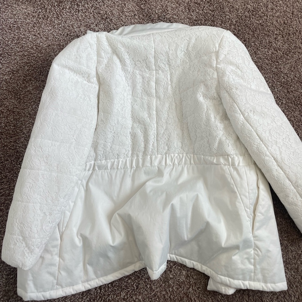 White lace coat